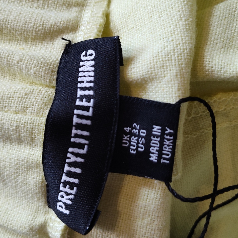 Pretty Little Thing Women's Short Size 0 Yellow New With Tags - Picture 7 of 7